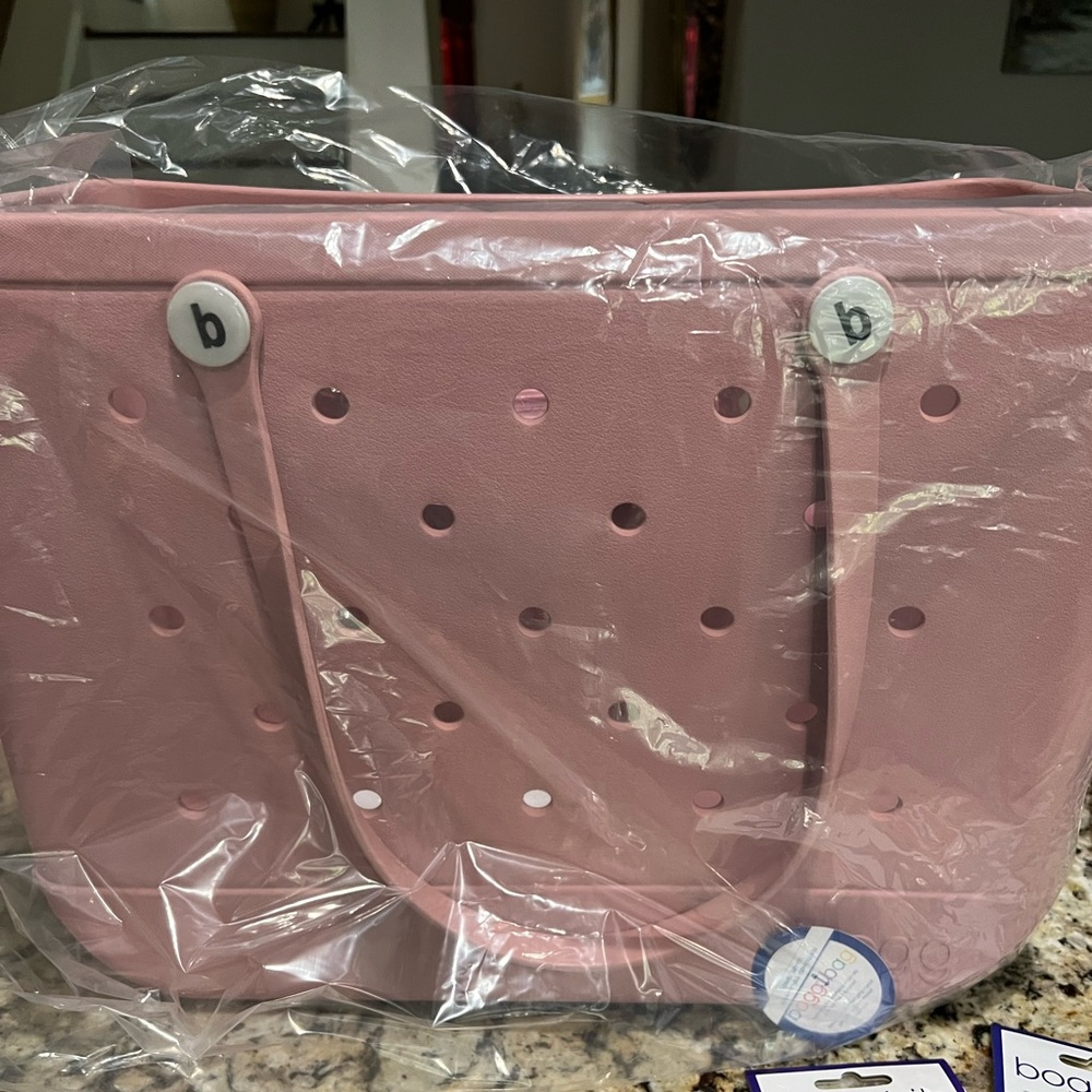BOGG Bag; Authentic!! Size X-Large, Original size. NIB BLUSH Pink color!